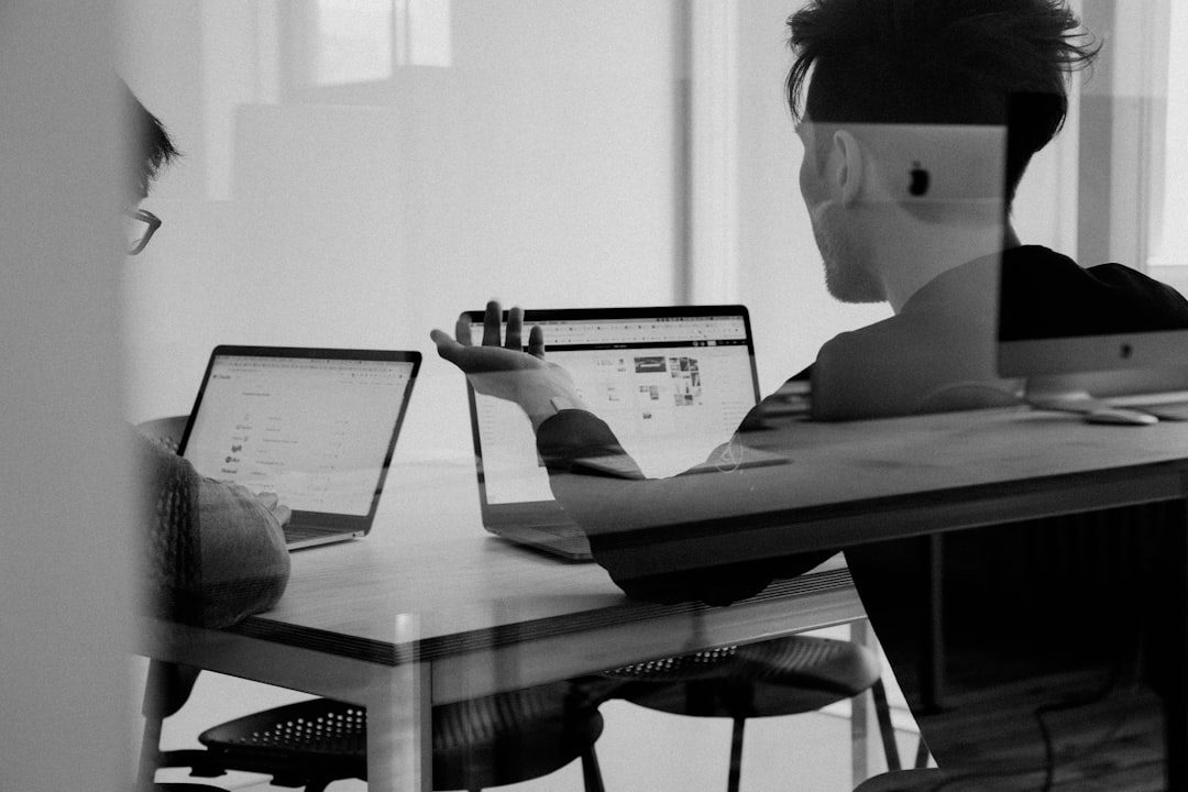 Webdesign Foundation mit klarer Struktur